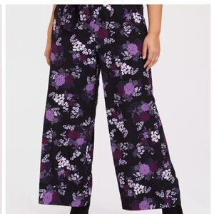 Torrid Purple Floral Crepe Wide Leg Very Berry Flowers Print Pant